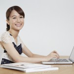 専業主婦が副業で稼ぐならこれをやれ!時間もなく資金もない状態で稼ぐ、安全で最適なビジネスモデルとは?